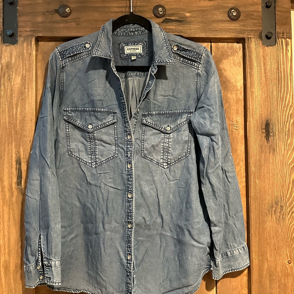 Express women’s denim button up
